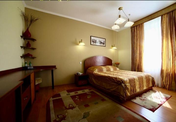 Соняхи Hotell Zimna Voda Eksteriør bilde